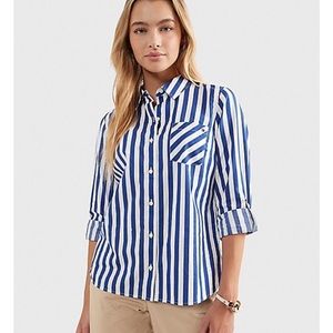 Tommy hilfigure quarter button up blouse